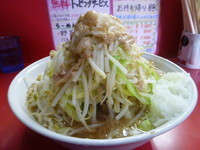 「小ラーメン（野菜ちょいマシ　　アブラ　　タマネギW）」@麺屋 桐龍の写真