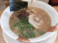 「ラーメン650円＋替え玉100円」@らーめん 由宇松本の写真