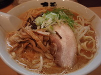 「市川味噌魂麺(800円)大盛(100円)」@魂麺の写真