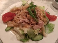 「バンバンジーのせ冷やし涼麺\780」@長安 ぴかいち 石神井南口店の写真