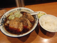 「中華そば肉多め+ライス」@富山ブラックラーメン だらんま 神田本店の写真