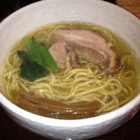 「らーめん(醤油)¥750」@らーめん 美学屋の写真