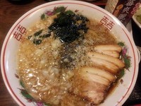 「燕三条系背油そば油増し　８５０円」@宮崎郷土料理 どぎゃんの写真