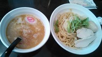 「濃厚鶏つけ麺(醤油/大盛り) ￥780＋味玉(クーポン)」@鶏そば 志堂の写真