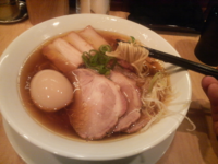 「焼豚味玉醤油そば」@Japanese Soba Noodles 蔦の写真