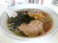 「らーめん(５００円)」@らーめん亭 ウルフ 六郷一号店の写真