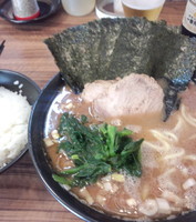 「ラーメン、海苔」@横浜家系らーめん 二代目 武道家の写真