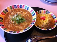「城門ラーメンハーフ チャーハンハーフ セット」@ラーメンショップ 城門の写真