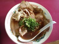 「醤油 中¥650」@特製ラーメン専門 豚菜館の写真