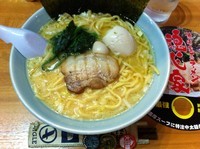「ラーメン（麺かため・味普通・脂多め）＋くずれ味玉＋大盛」@大阪高槻 魂心家の写真