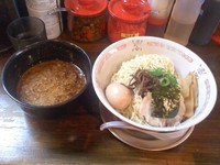 「つけ麺、大盛り、しょうゆ」@初代継承 哲麺 神保町店の写真