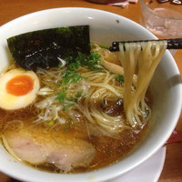 「醤油ラーメン」@麺や維新の写真