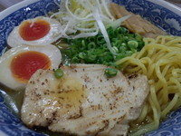 「鶏そば（７３５円半額クーポンで３６７円）」@博多長浜らあめん 風来坊の写真