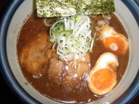 「コク醤油味玉らーめん　「750円」」@麺楽屋の写真