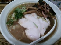 「烏賊干し鶏白湯醤油そば」@新橋 纏の写真