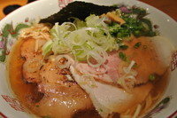 「中華そば醤油（７００円）＋肉マシ（４００円）」@喜元門 つくばサイエンス通り店の写真