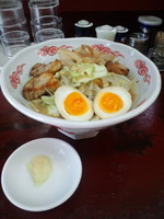 「満腹味玉ラーメン大盛り麺固め950円」@寅やの写真