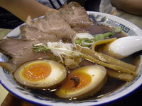 「チャーシュー麺＋味玉」@手作り餃子ラーメン まる長の写真