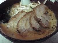 「チャーシューメン(味噌)+サービスライス 【785円】」@ラーメンあじ平 八潮店の写真