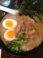 「黒虎」@豚骨醤油らーめん 學虎の写真