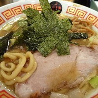 「煮干ラーメン（麺少なめ）　850円（プレ無料）」@凪 Noodle BAR 歌舞伎町店の写真