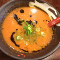 「［今月の創作］トマトに隠れた、冷たいラーメン」@麺や 庄のの写真