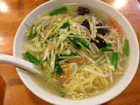 「野菜ラーメン（塩味）＋半チャーハン」@中華料理 長春 西大島支店の写真