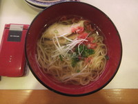 「小えびとびんちょうの塩ラーメン294円(割引券で241円)」@はま寿司 柏十余二店の写真