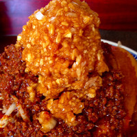 「魂麺(ニンニクマシマシ、ジャンマシ)＋小ぶた」@明神角ふじの写真