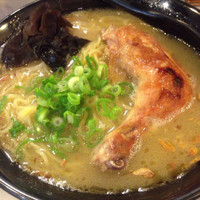 「鶏王ラーメン+鶏飯」@鶏王けいすけ 秋葉原店の写真