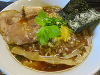 「醤油中華そば大盛り750円」@中華そば こむぎの写真