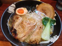 「零＋鶏チャーシュー（￥640＋￥200）」@こくまろ鶏らーめん 久久の写真