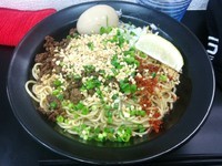 「新担々麺」@自家製麺SHINの写真