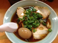 「中華そば味玉子トッピング」@○寅 麺屋 山本流の写真