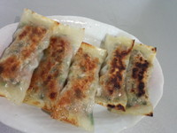 「餃子190円」@博多長浜らーめん 道の写真