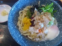 「鶏sioまぜそば￥800＋温玉￥100＝￥900」@朝日屋の写真