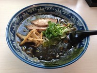 「黒醤油太麺」@あぢとみ食堂の写真