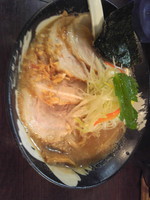 「赤味噌ラーメン+とろとろチャーシュー（＠１０００円）」@北海豚骨麺屋 銀鈴の写真