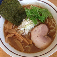 「濃厚魚介豚骨らーめん」@麺屋 くおんの写真