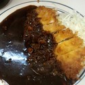 カツカレー　700円
