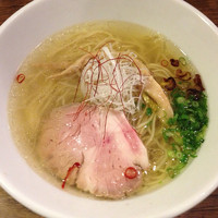 「塩らーめん」@新宿 モモンガの写真