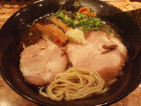 「焦がし黒とんこつらーめん(780円)(硬め)」@濃厚とんこつらーめん オハナ堂の写真