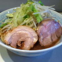 「らーめん680円」@らーめん 陸 尾山台店の写真