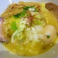 「鶏そば塩（味玉トッピング）」@NOODLE STOCK 鶴おかの写真