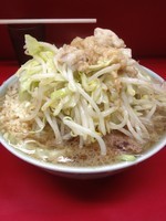 「小ラーメン(ヤサイニンニクアブラ)」@ラーメン二郎 中山駅前店の写真