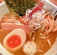 「濃厚鶏白湯煮干ラーメン(700円)」@Rcampの写真