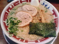 「ラーメン大650円」@屯ちん 池袋本店の写真