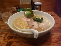 「特塩らーめん（玉子入り）」@麺飯食堂 なかじまの写真
