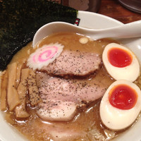 「特製煮干しラーメン」@煮干しらーめん 玉五郎 天満本店の写真