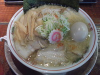 「特製中華そば（味噌）」@NIKU×NIBO さいころ 立川店の写真